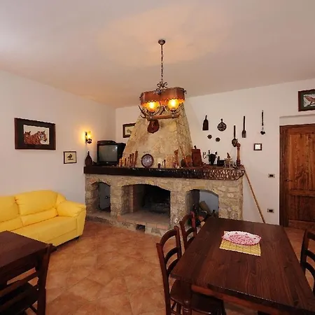 Appartamento Sleeps 4 Pool *