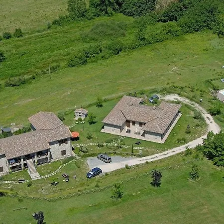 Appartamento Sleeps 4 Pool